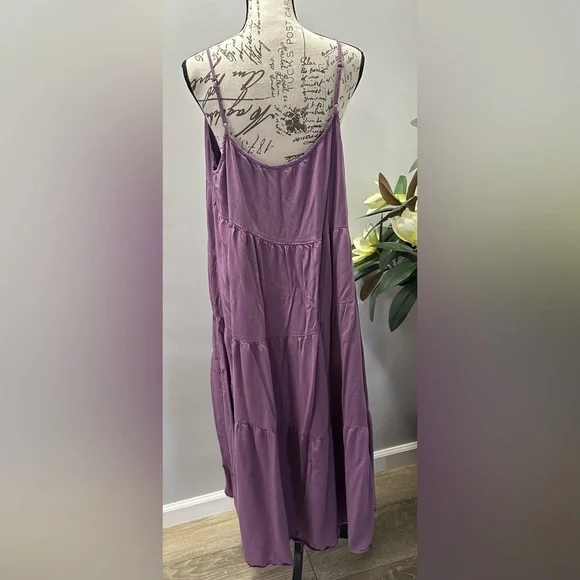 Elegant Purple Sleeveless Dress 🟣🟣 - Picture 4 of 13